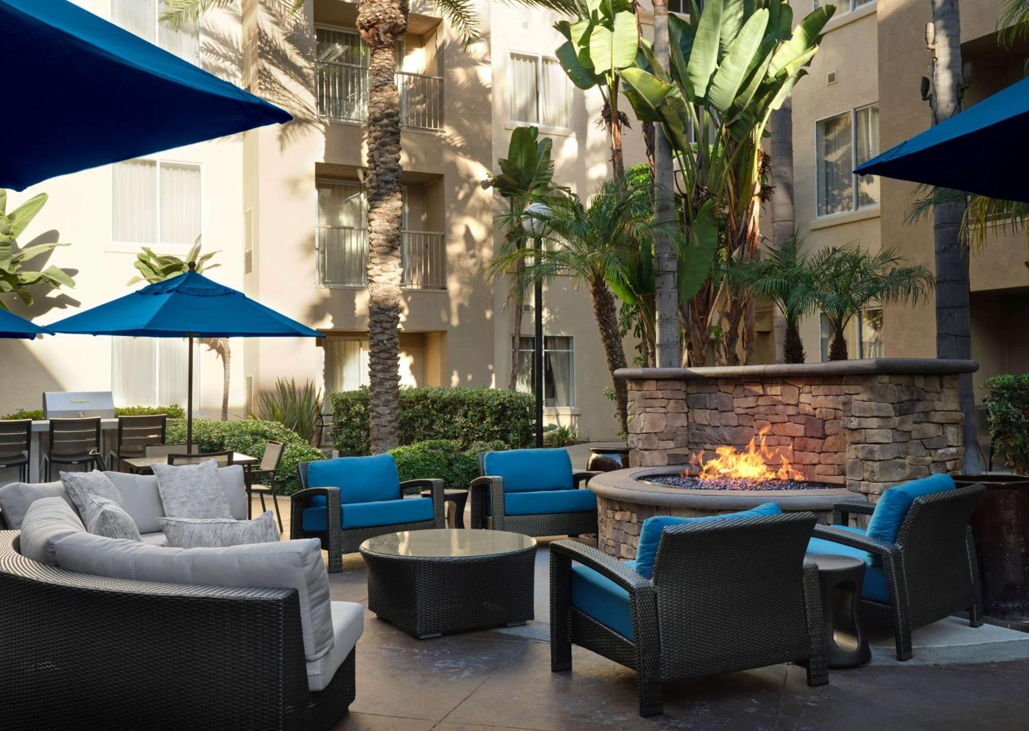Hyatt House San Diego Sorrento Mesa Exterior photo