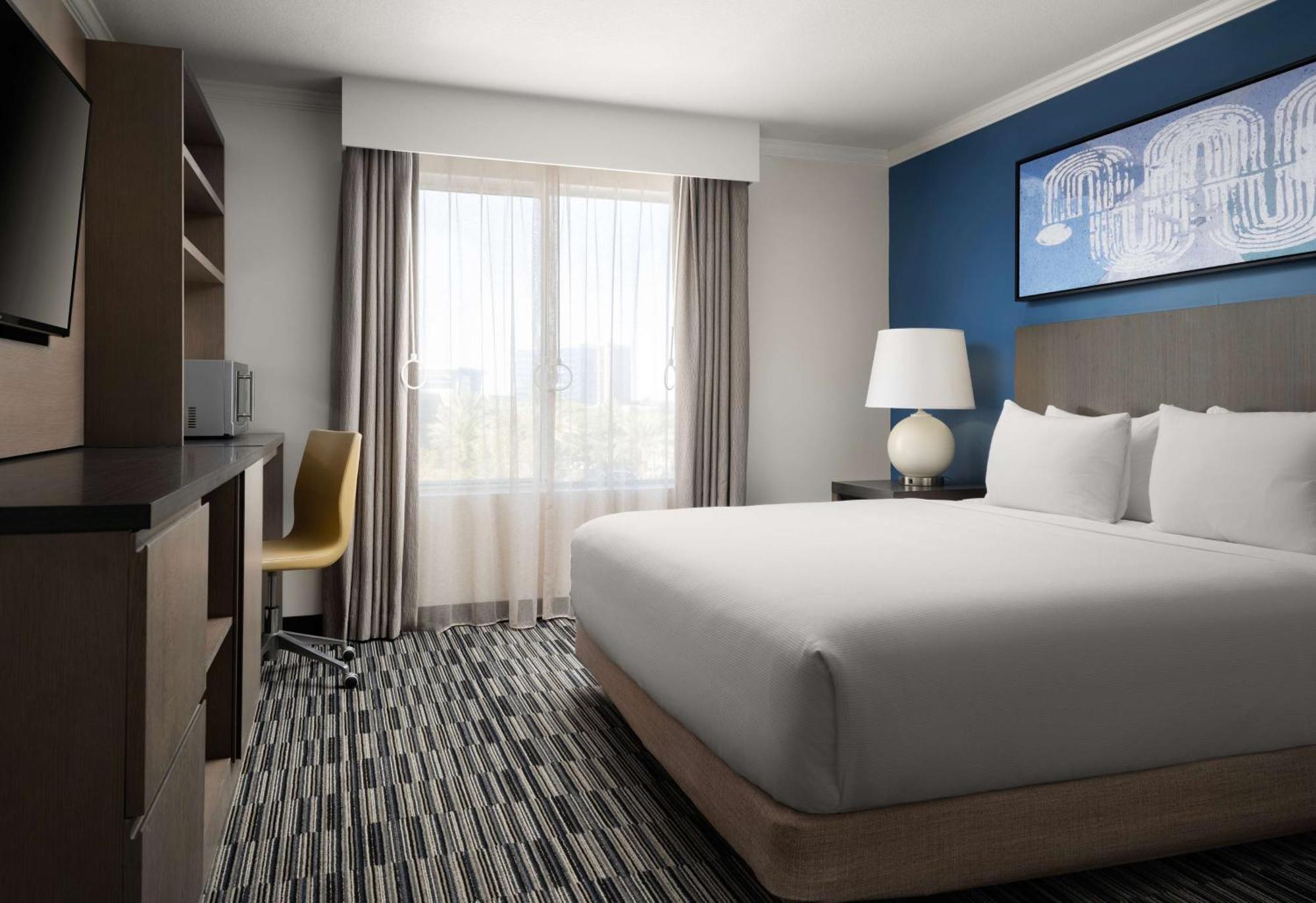 Hyatt House San Diego Sorrento Mesa Exterior photo